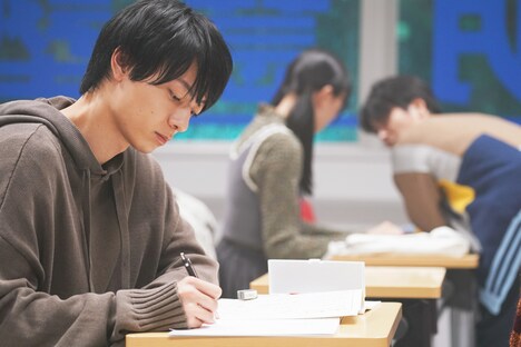 「山田くんとLv999の恋をする」場面写真