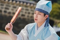 韓国ドラマ「チェックイン漢陽（ハニャン）」より、ペ・イニョク演じるイ・ウン