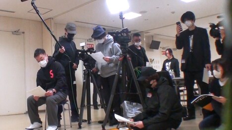 「限界突破！やってM!LK」より、スタッフに紛れ込むM!LKメンバー