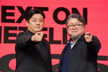 左から「新幹線大爆破」プロデューサーの佐藤善宏、監督の樋口真嗣