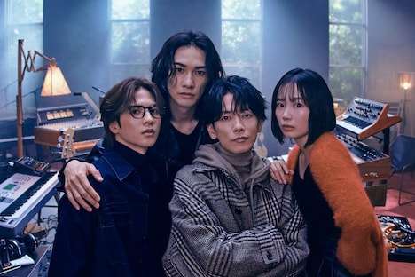 Netflixシリーズ「グラスハート」場面写真