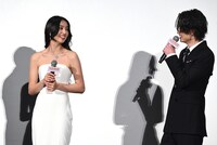 左からKoki,、綱啓永