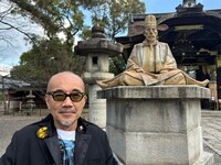 「記憶のロケ地を巡る旅」より、竹中直人