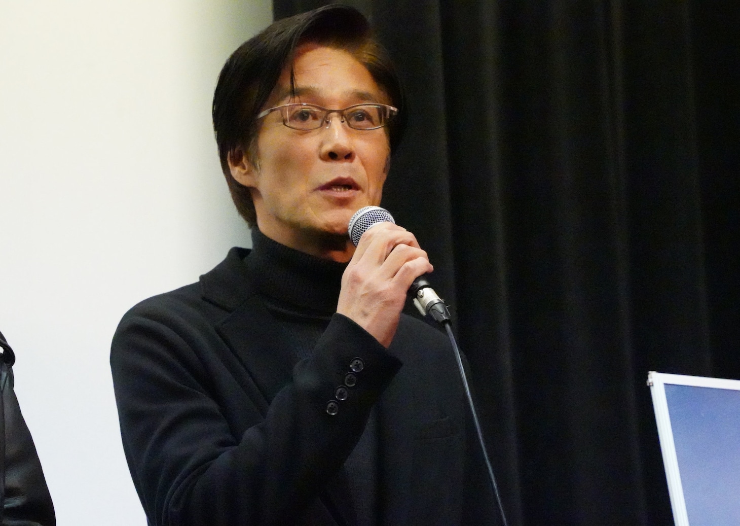 河野智典
