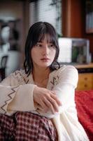 ドラマ「地震のあとで」第1話「UFOが釧路に降りる」で未名を演じる橋本愛