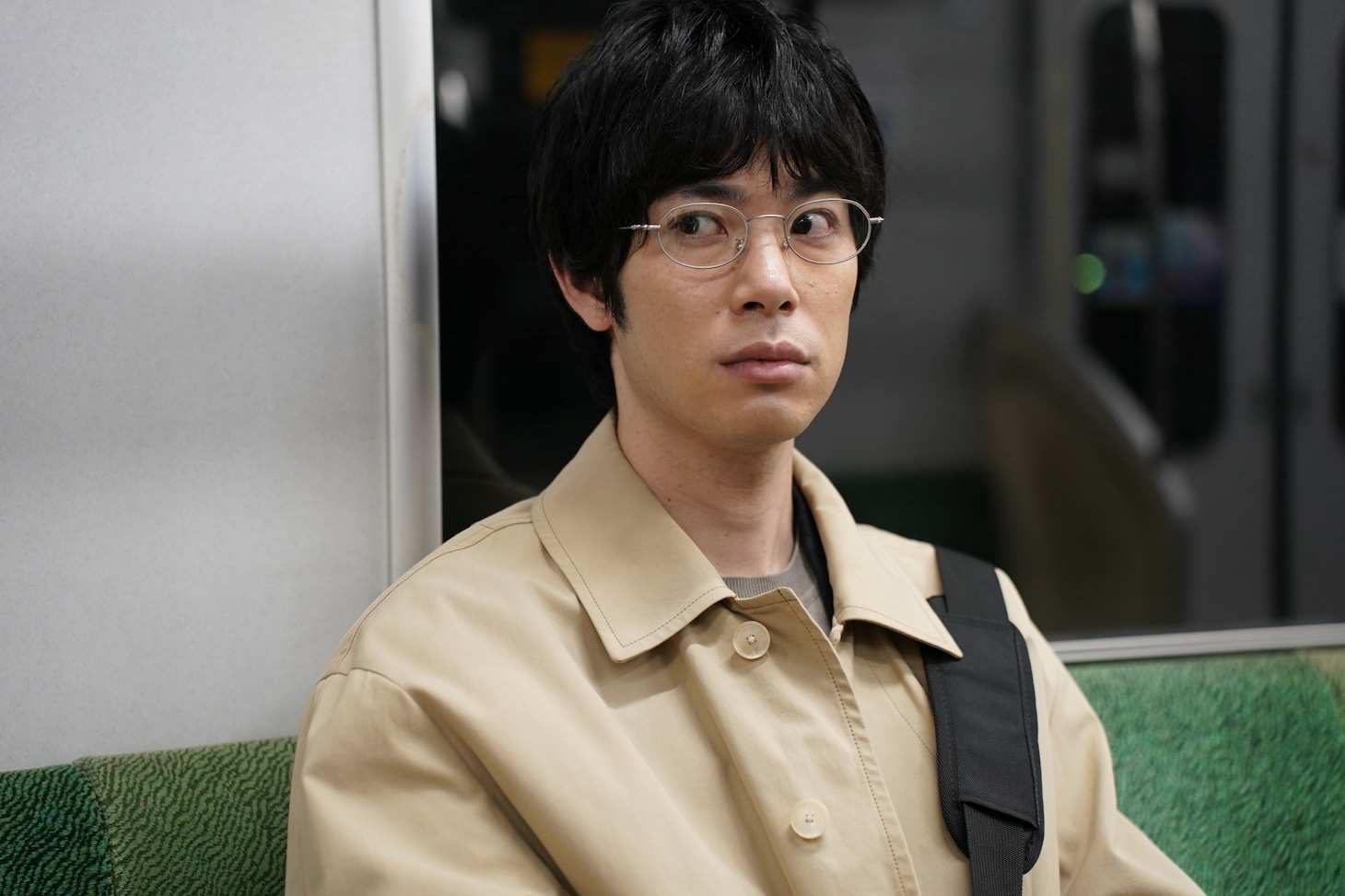 ドラマ「地震のあとで」第3話「神の子どもたちはみな踊る」で善也を演じる渡辺大知