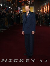 ロバート・パティンソン