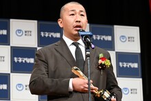 日本映画監督賞を受賞した三宅唱