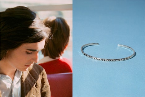 「白夜（4Kレストア版）」と「SERGE THORAVAL」のコラボによるバングルのビジュアル