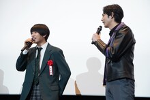 左から本島純政、藤林泰也