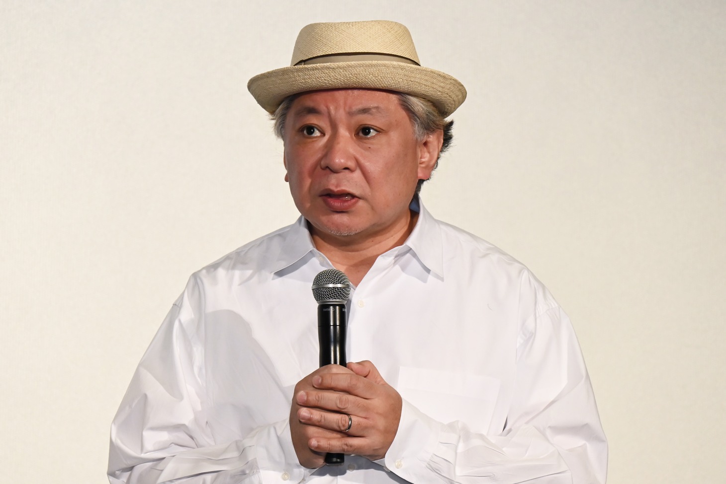 鈴木おさむ