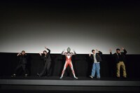 「ウルトラマンアーク THE MOVIE 超次元大決戦！光と闇のアーク」舞台挨拶の様子