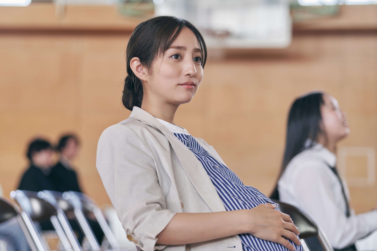 堀田茜演じる荒井先生