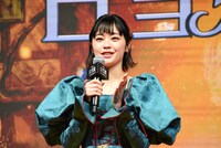 河野純喜を呼び込む吉柳咲良