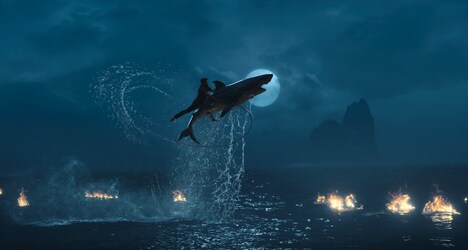 「デーヴァラ」場面写真