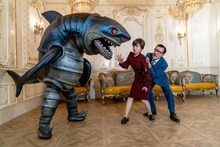 左からサメ、ヤングトモ子、イワイガワ・岩井ジョニ男