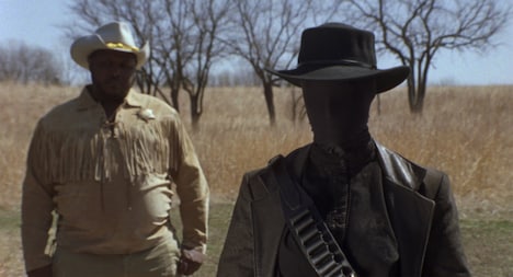 「皆殺しに手を貸せ」場面写真