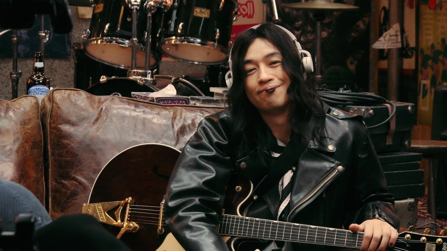 「耳スピ」CMメイキングより