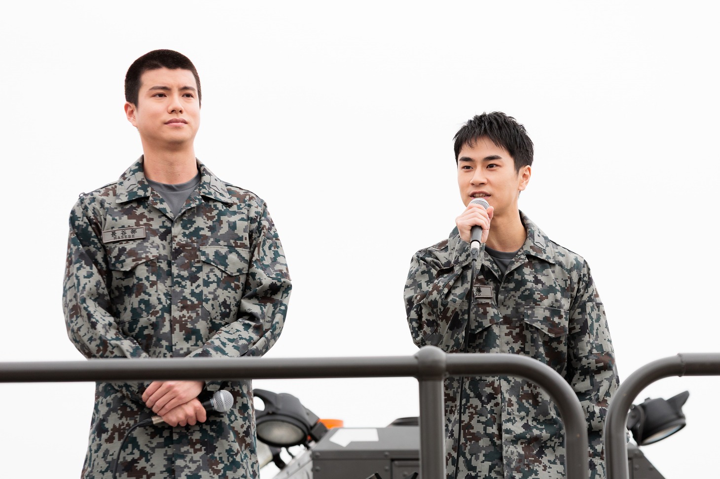 左から渡辺碧斗、前田旺志郎