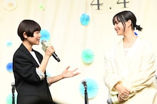 左から杉咲花、広瀬すず