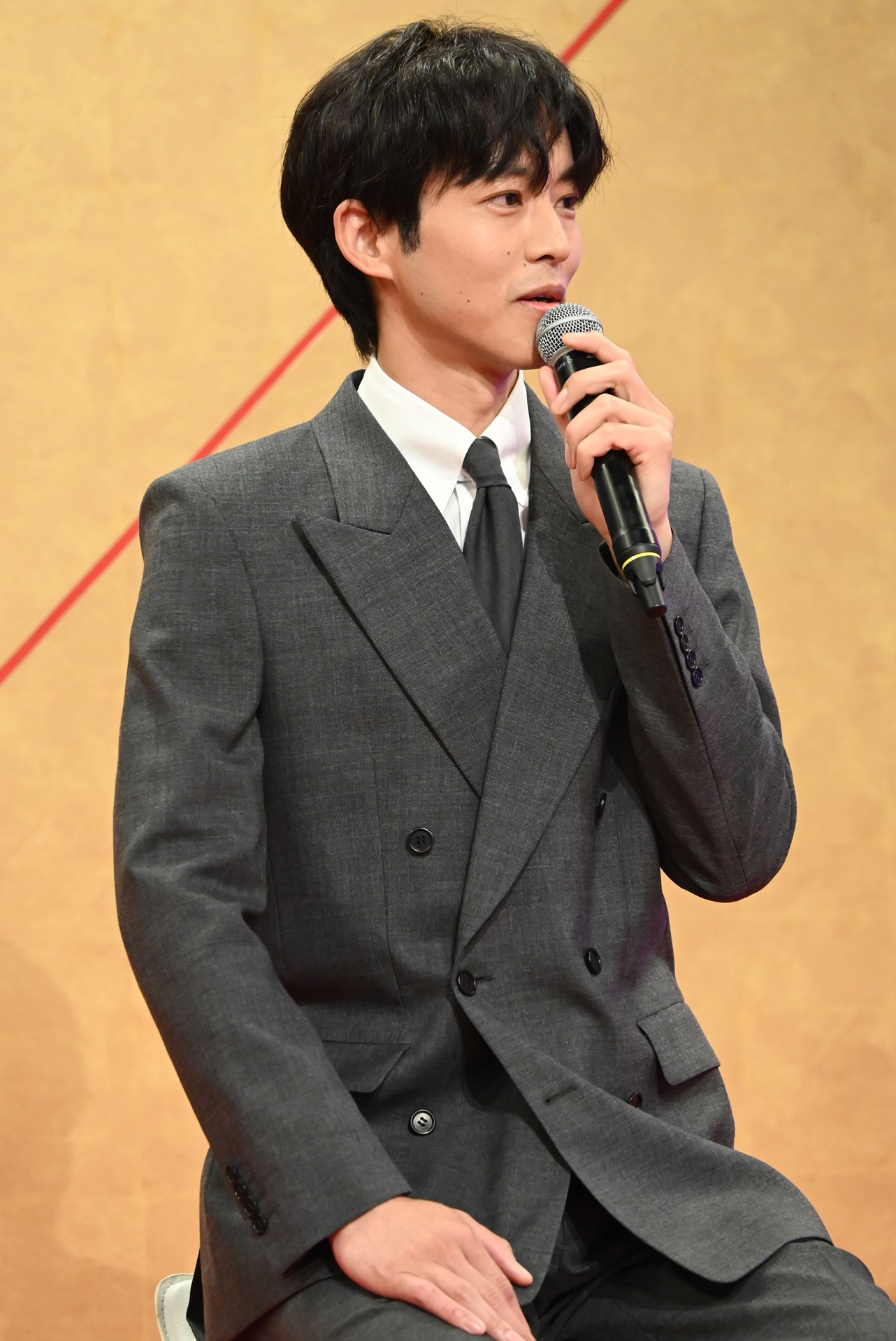 松坂桃李