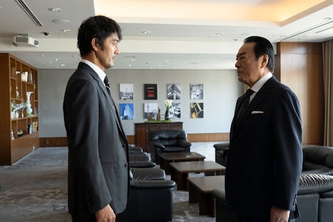 「キャスター」場面写真