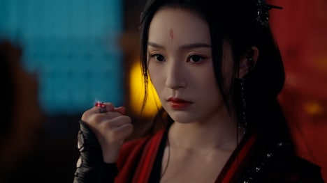 中国ドラマ「月影宮の妖しい恋人たち」より、フー・イーヤオ（胡亦瑶）演じるルー・ニン / ヘイ・リエン