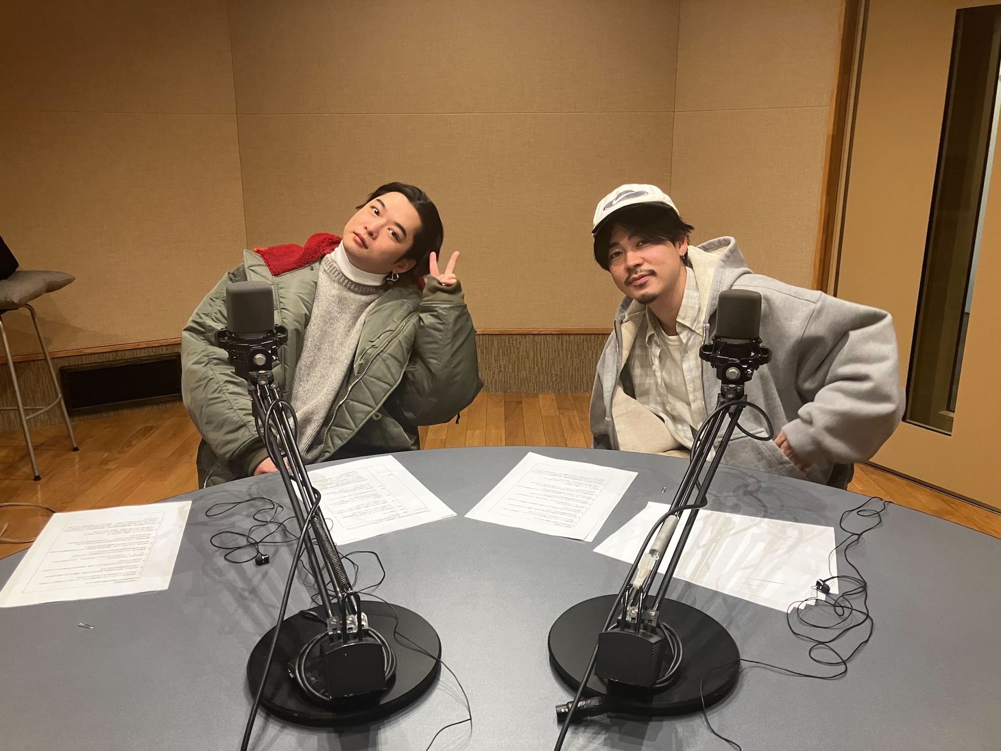 左から千葉雄大、成田凌