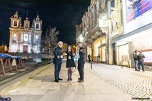 左から堤幸彦、岡エリカ、森谷雄