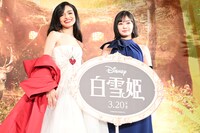 左からレイチェル・ゼグラー、吉柳咲良