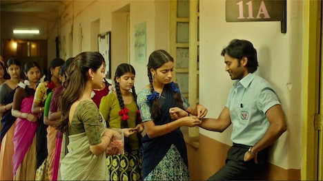 「バーラ先生の特別授業」場面写真