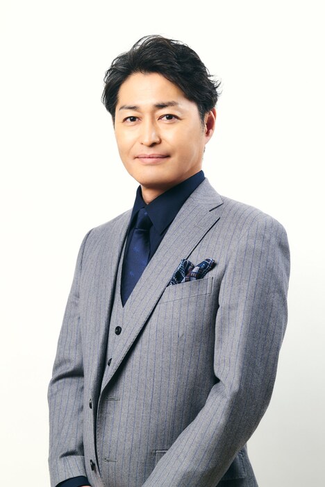 「ダメマネ! -ダメなタレント、マネジメントします-」より、安田顕演じる犀川真一郎