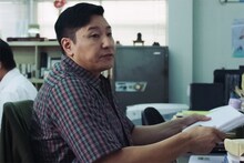 「リライト」より、長田庄平演じる佐野邦洋