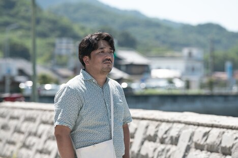 「リライト」より、篠原篤演じる石田章介