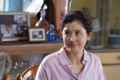 「リライト」より、石田ひかり演じる大槻和美