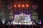 「＝LOVE 7th ANNIVERSARY PREMIUM CONCERT THE MOVIE」場面写真