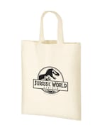 「ジュラシック・ワールド/復活の大地」第1弾ムビチケカード特典のエコバッグ(イメージ)