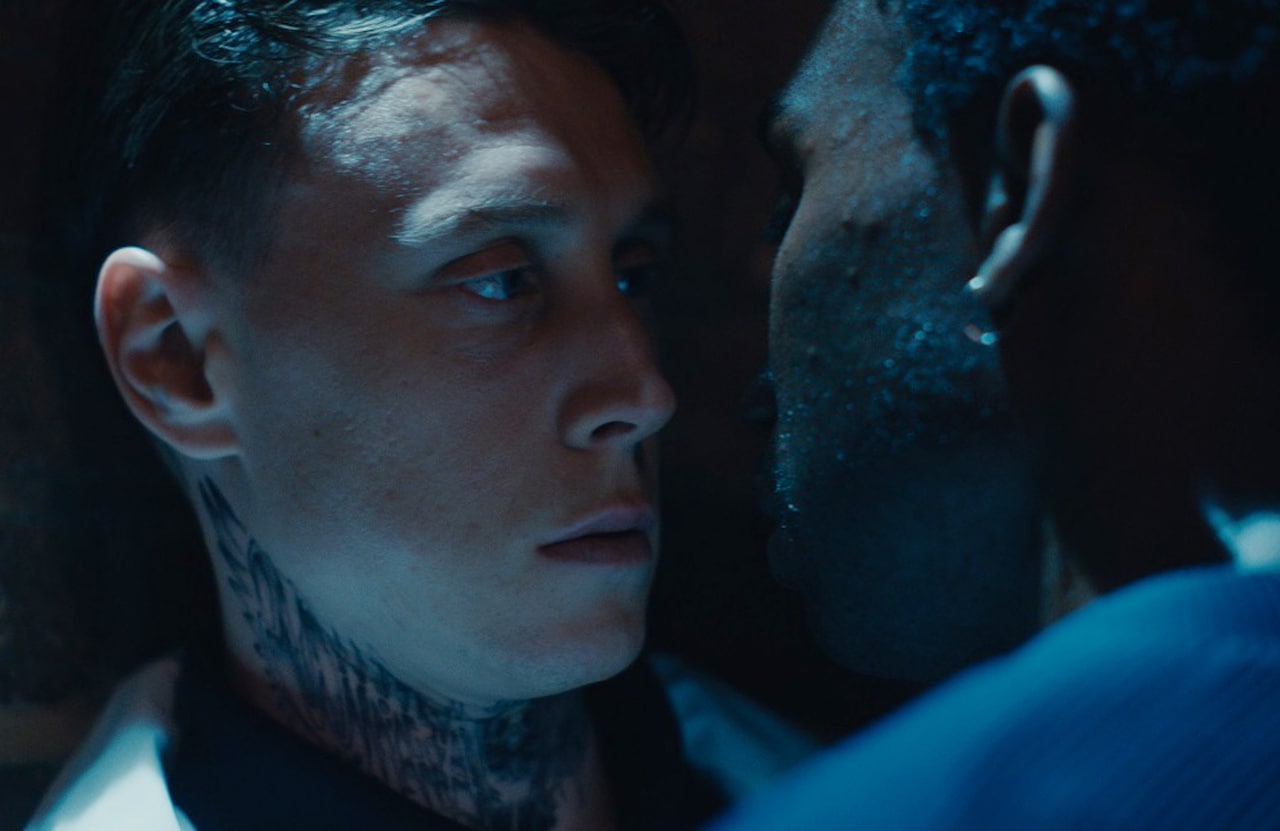 R18+指定「FEMME フェム」予告解禁、支配と服従の危うい駆け引きが始まる