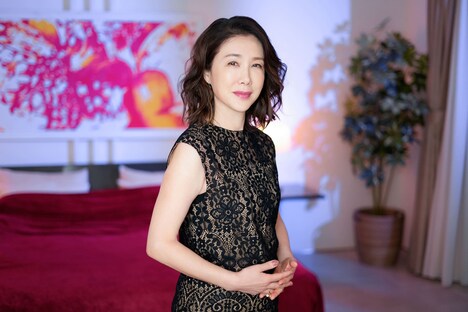 「死ぬほど愛して」より、筒井真理子演じる長野真澄