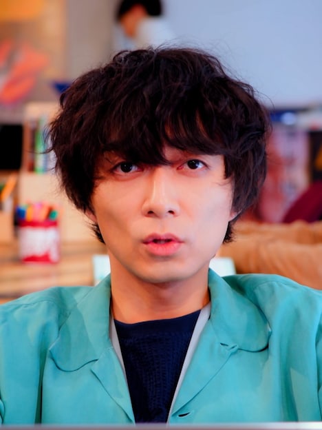 「ソロ活女子のススメ4」より、渋谷謙人演じる石岡洋平