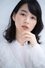 「平行と垂直」で兄を支える妹・希を演じたのん