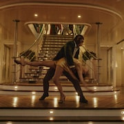 「ベター・マン」ニコール・アップルトンと運命的な出会い、「She's The One」歌唱シーン