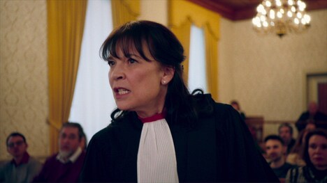 「犬の裁判」新場面写真