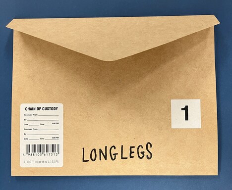 ロングレッグスからの手紙を複製したパンフレットの表紙まわり