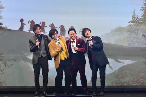 左から浪川大輔、日野聡、津田篤宏、平川大輔