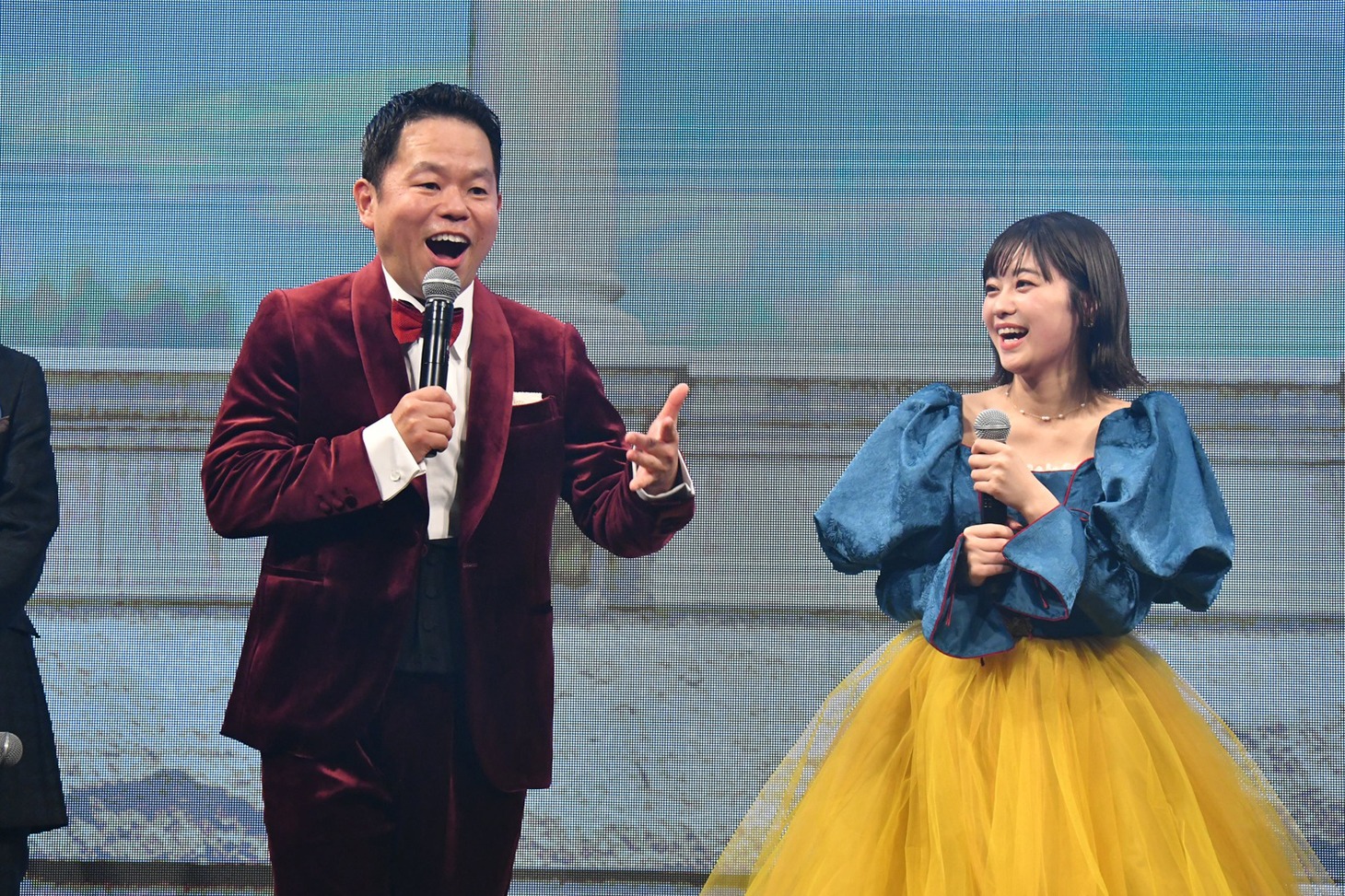 左から津田篤宏、吉柳咲良