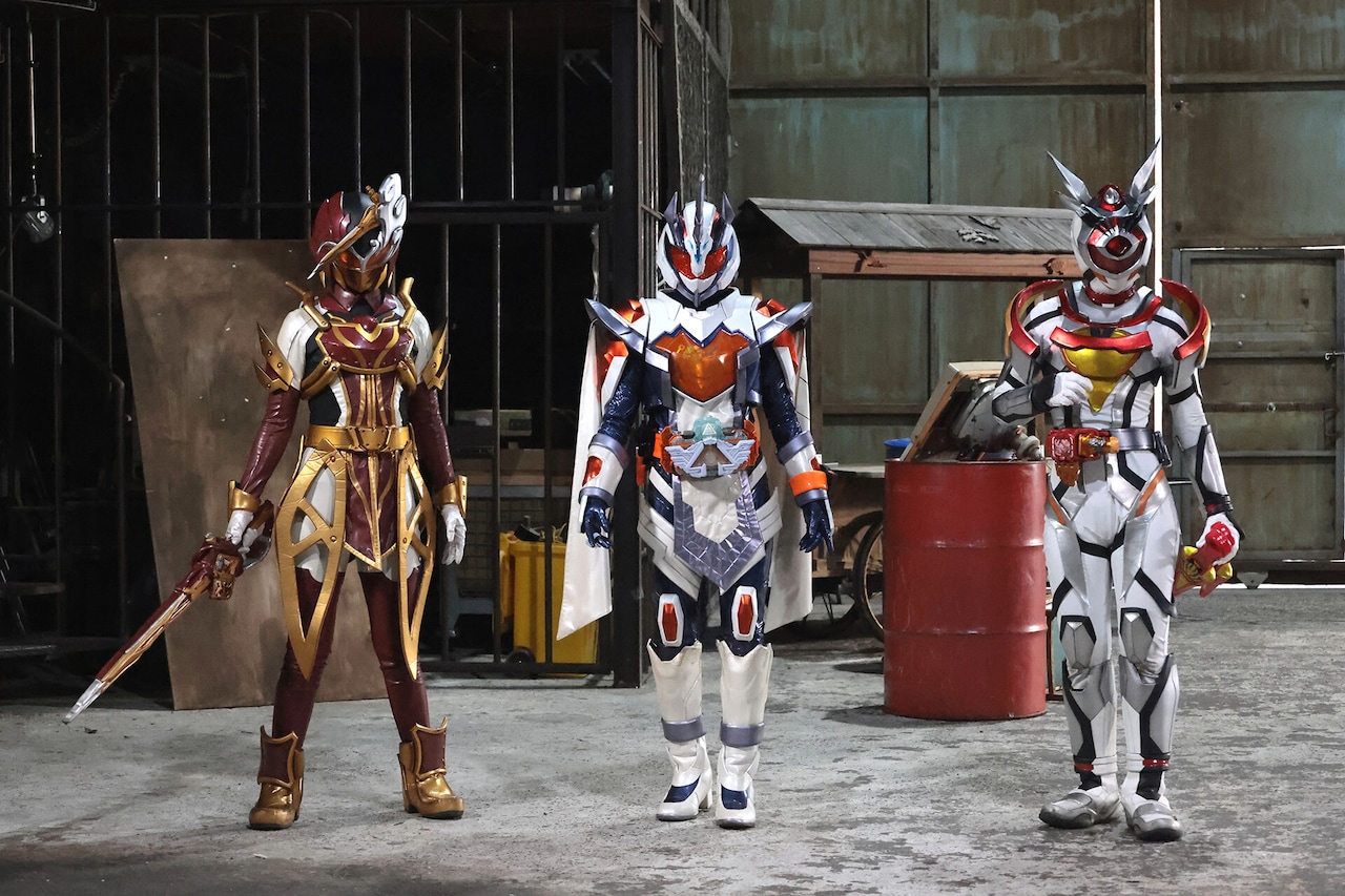 仮面ライダーマジェードwithガールズリミックス　b2ポスター 仮面ライダーマジェード withガールズリミックス』【宮原華
