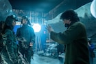 「ミッキー17」キャストがポン・ジュノの流儀に驚愕、“完璧な絵コンテ”で撮影進める