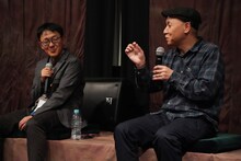 左から小西賢一、安藤雅司