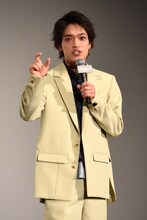 「耳をかっぽじ歩く」という新語を生み出した原嘉孝